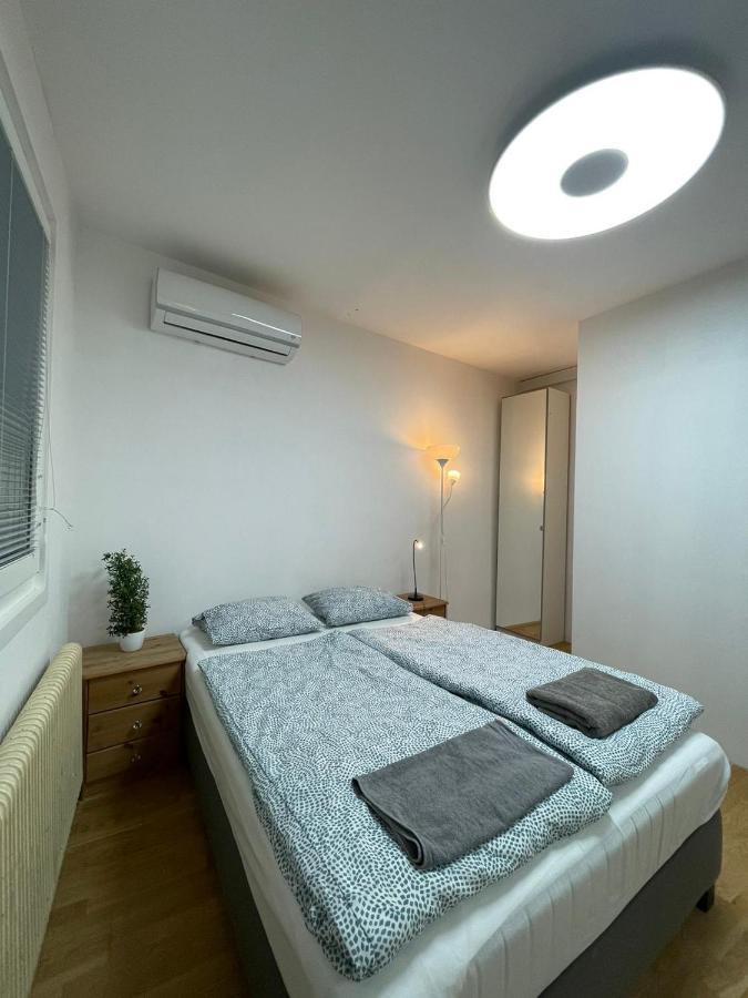 Nice Rooftop Hostel Vienna Exterior photo